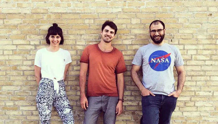 Los tres estudiantes, que se conocieron en un programa de doctorado