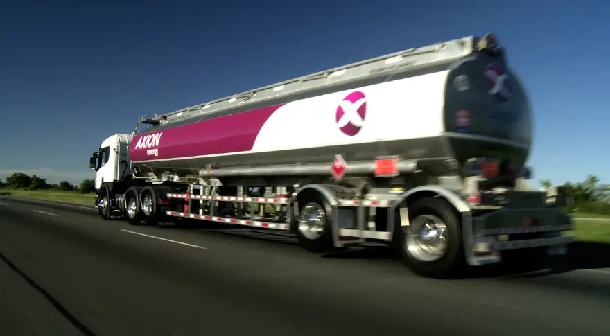los usuarios del programa de descuentos y beneficios obtienen un 10% de descuento en la carga de Quantium y Quantim Diesel
