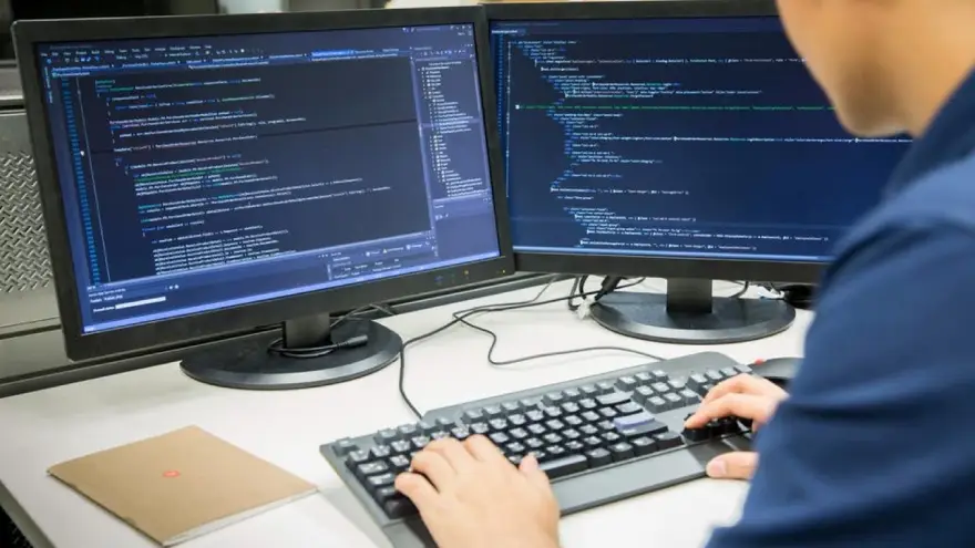 El sector tecnología es uno de los que posee más escasez de profesionales. Y también los mejores sueldos