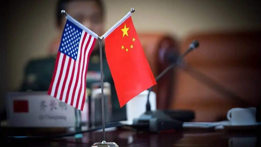 Para el reconocido inversionista China estaría utilizando Bitcoin y la monedas digitales para atacar al dólar y otras monedas fiat