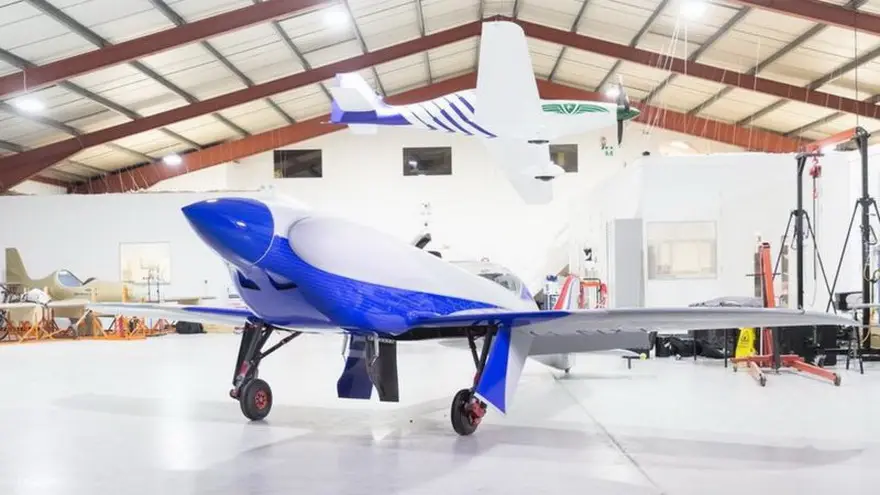 Rolls-Royce planea lanzar un avión eléctrico de velocidades a casi 500 kilómetros por hora