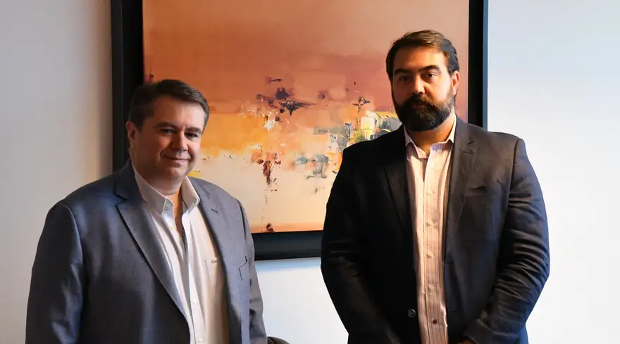 Mauricio Castellanos, gerente comercial, y Sebastián Dorrego, gerente general