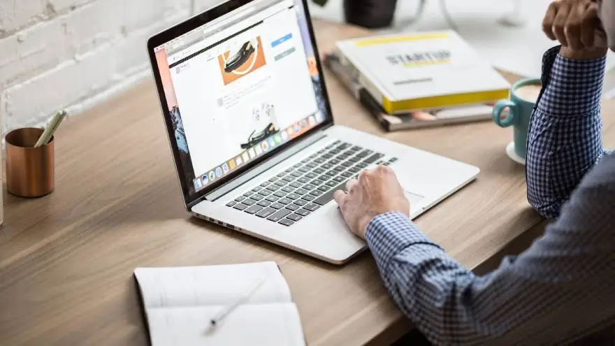 Durante la pandemia hubo emprendedores visionarios que hicieron de la creación de sitios web un trabajo de tiempo completo