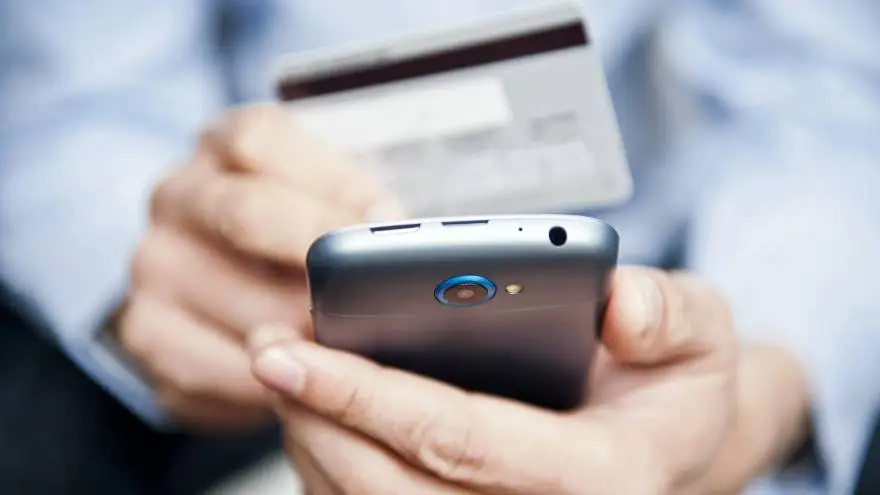 El uso de smartphones es clave para las fintechs en América latina.