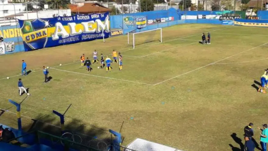 El club está ubicado en General Rodríguez, provincia de Buenos Aires.