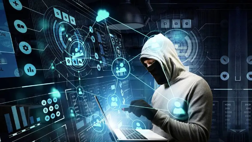 Reforzar la seguridad de los datos, desde cambiar las contraseñas y reforzarlas ayudaría a evitar estafas.