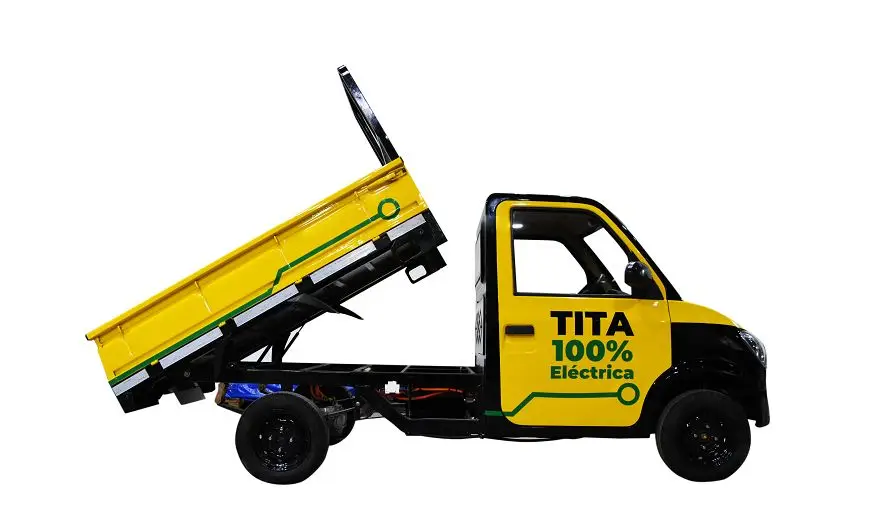 Tita tendrá caja de carga volcadora.