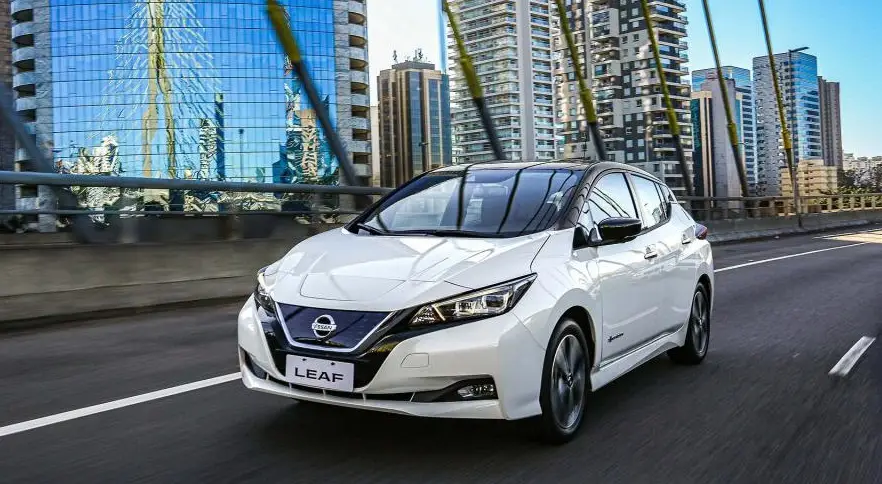 Nissan Leaf, en venta en Argentina desde 2019.