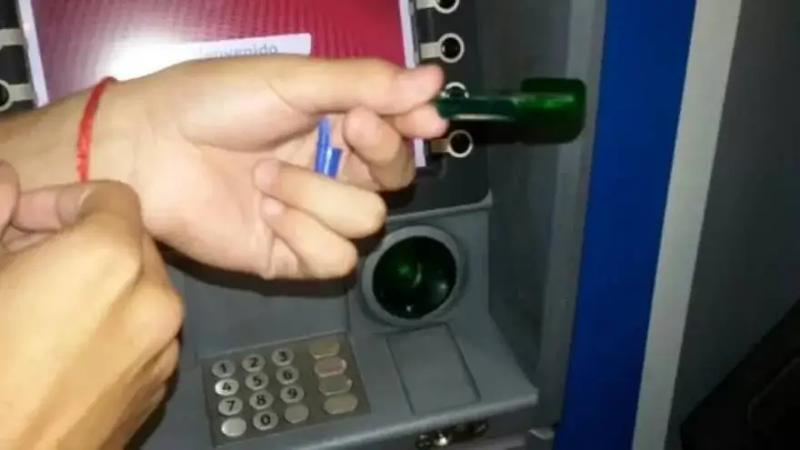 Siempre hay que revisar que no haya elementos truchos en el cajero