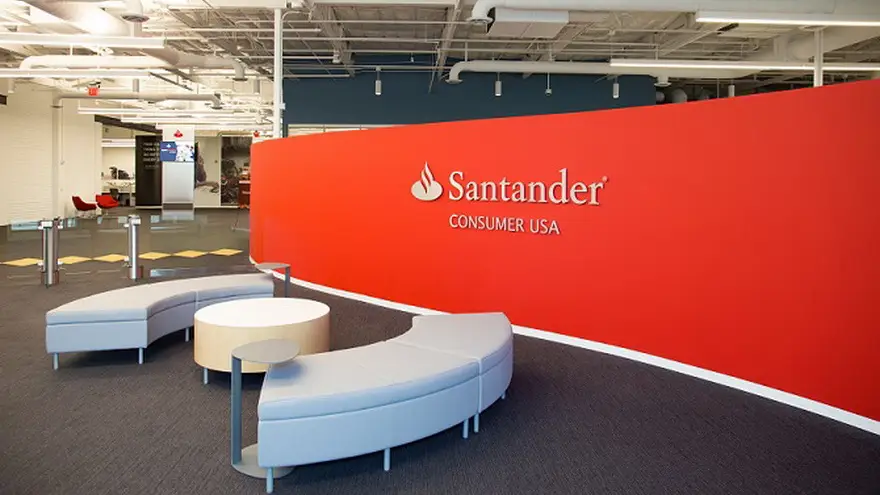 La solución de Santander Consumer USA ha sido desarrollada en colaboración con AutoFi Inc. 