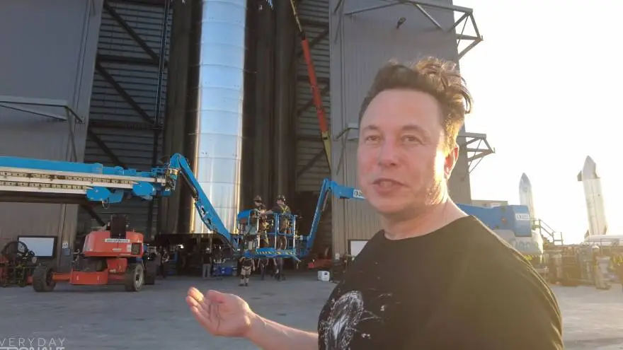 Elon Musk espera que el cohete Starship, de SpaceX, aterrize en Marte en algún momento de 2026
