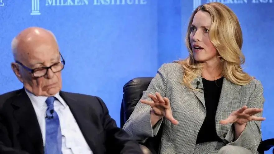 Rupert Murdoch, presidente y CEO de News Corporation, en un evento junto a Laurene Powell Jobs. REUTERS/Gus Ruelas