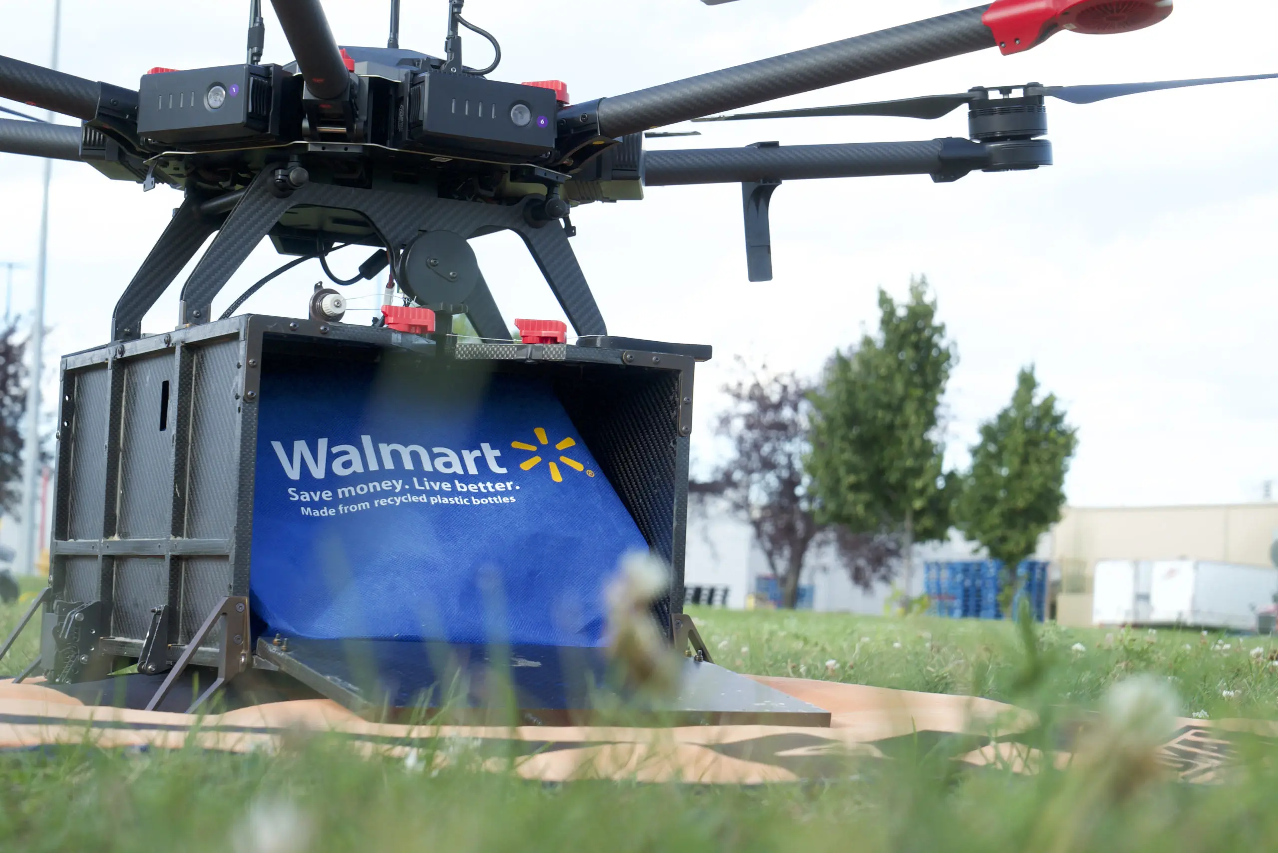 Walmart lanza oficialmente sus drones de entregas en el estado de Arkansas, EE.UU.