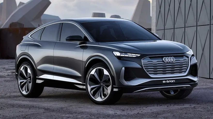Audi e-tron, el eléctrico de alta gama ya tiene sus cargadores en los concesionarios.