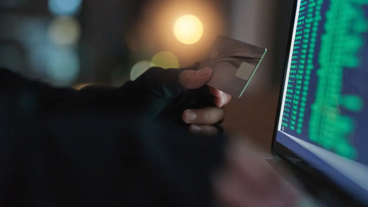 Mediante técnicas de phishing, los delincuentes utilizan el malware NGate para robar datos de tarjetas bancarias
