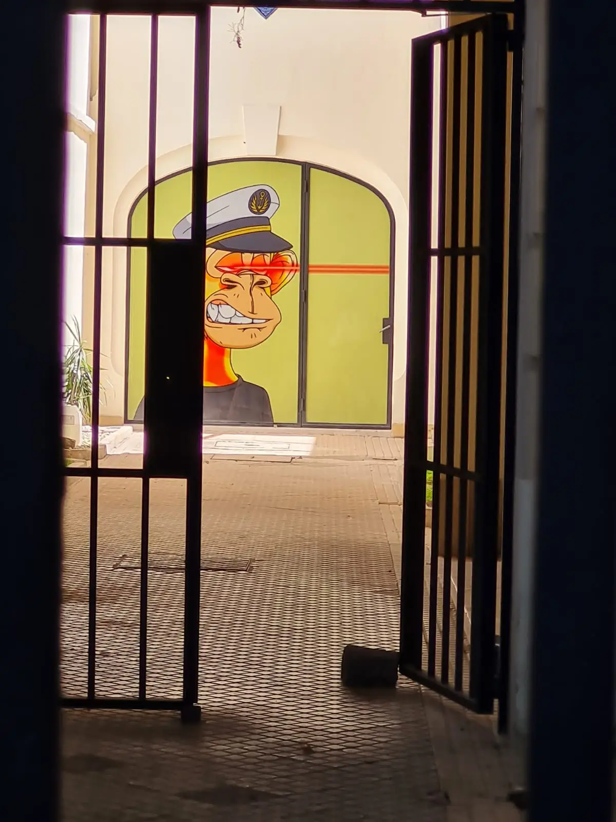 La Embassy DAO, por dentro