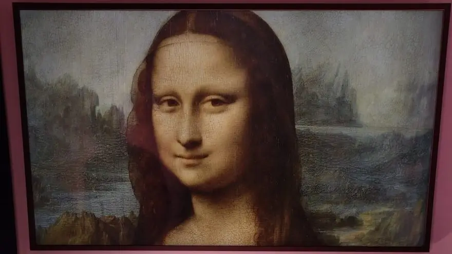 The Frame ofrece a los usuarios la posibilidad de elegir entre miles de obras de arte