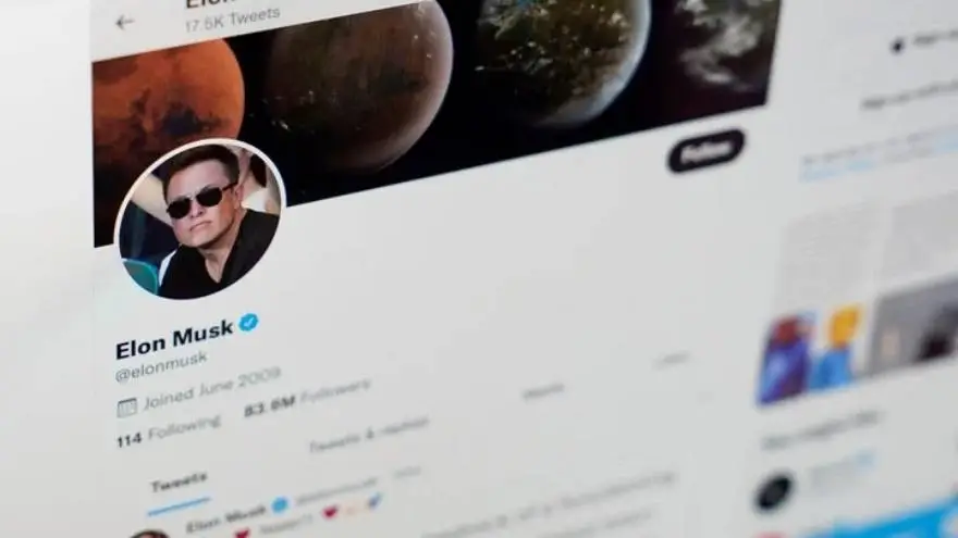 Desde su propio perfil de Twuitter ELon Musk no sólo ha prometido cambios, sino que ha atacado directamente a actuales ejecutivos