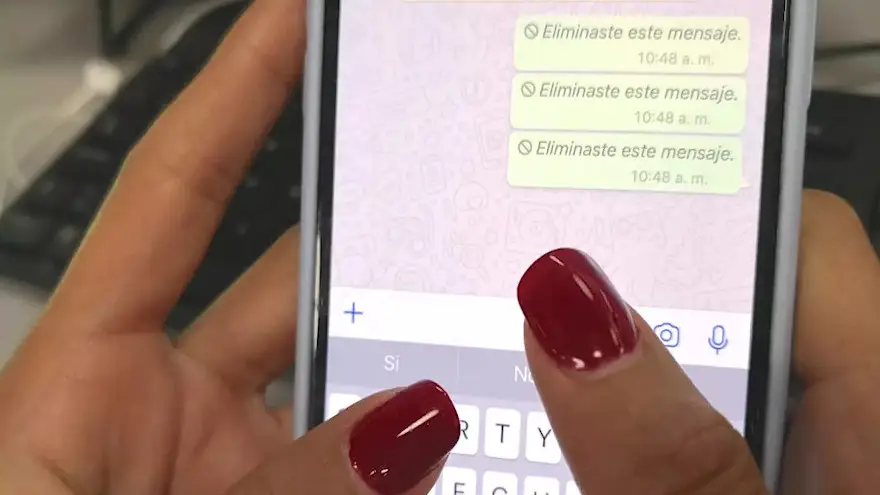 Existen aplicaciones en Google PLay para recuperar mensajes eliminados de WhatsApp