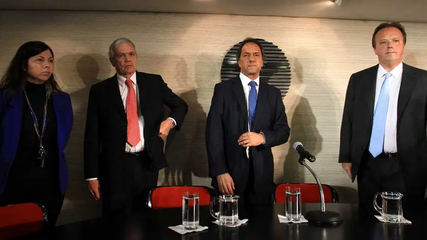  Batakis es una persona que trabajó con Scioli y es más que nada una ministra de haciendas