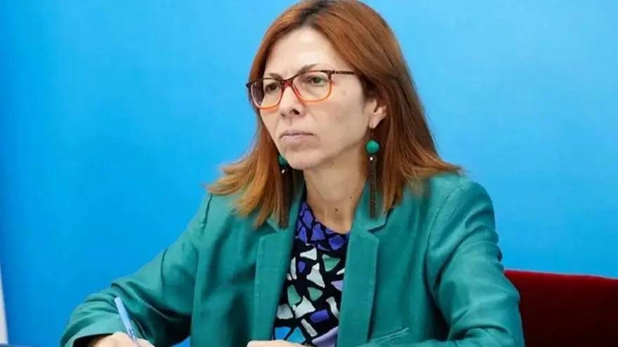 La ministra dio una conferencia en el Ministerio de Hacienda