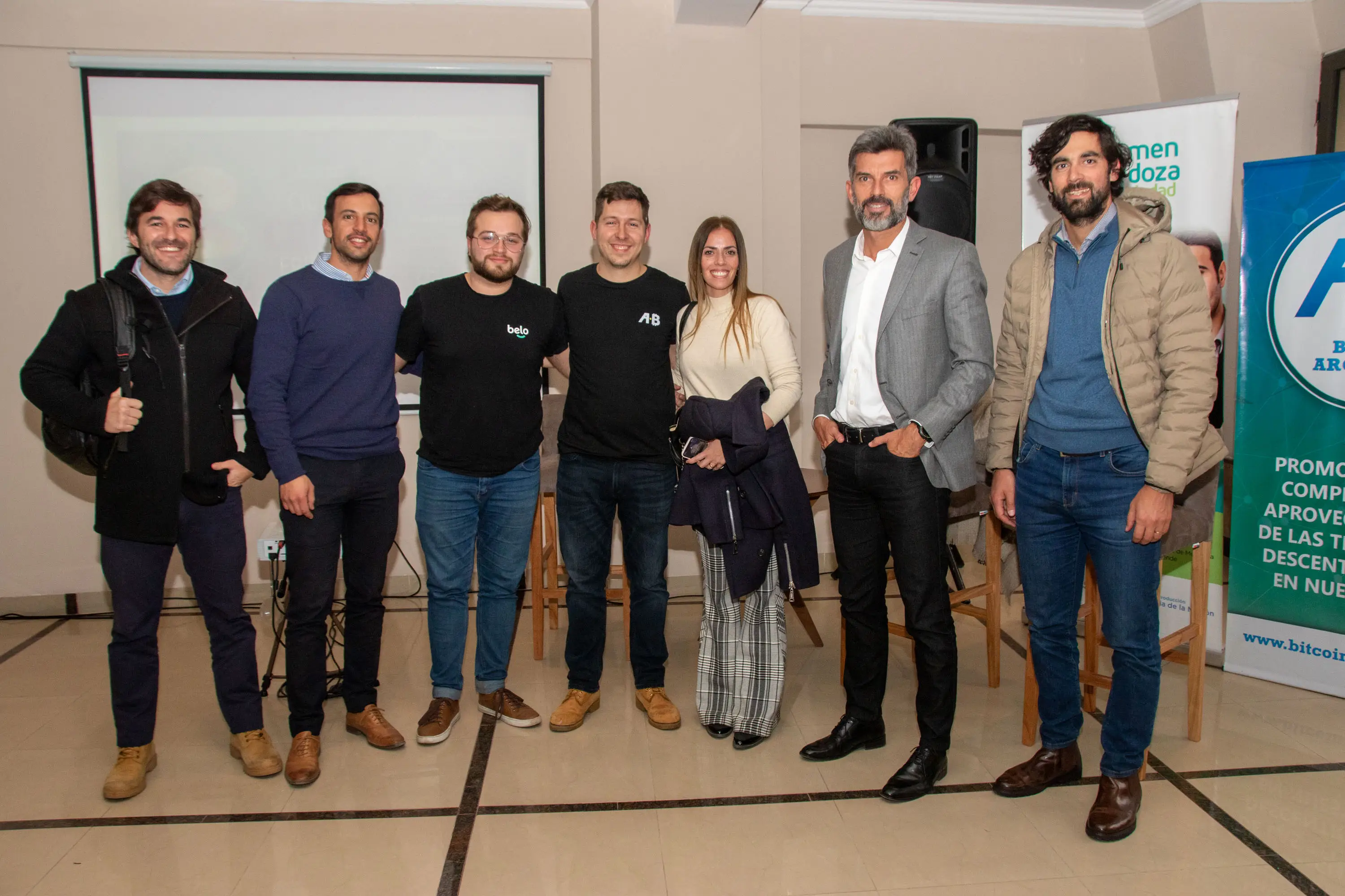 El acuerdo contempla la realización de charlas abiertas y gratuitas y un curso de formación introductorio sobre Bitcoin, criptomonedas y blockchain