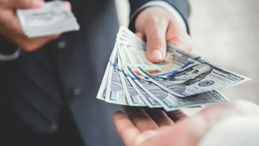Para comenzar los interesados debían realizar una inversión inicial de u$s60.000 dólares.