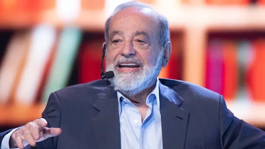 Carlos Slim crítico a plataformas de streaming como Netflix y exigió que paguen el acceso a internet