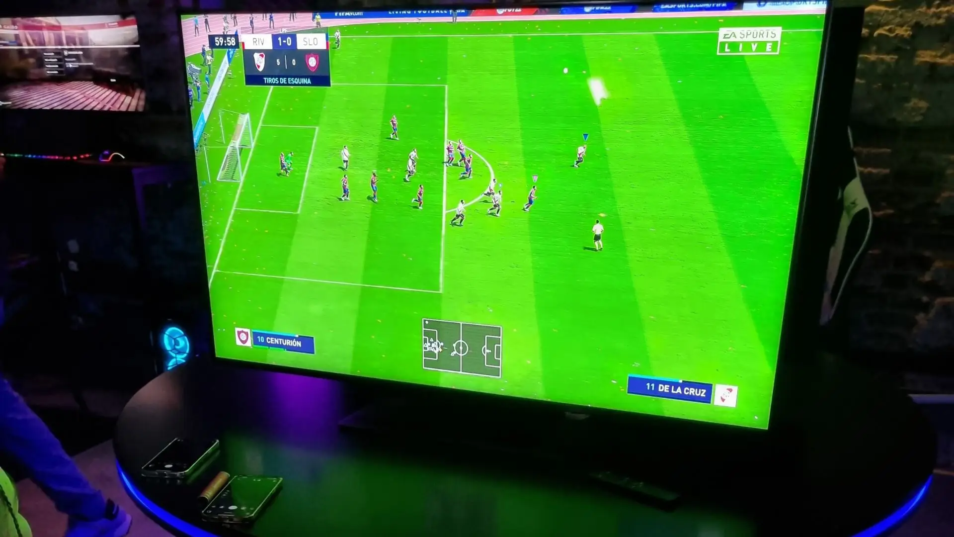 El modelo de Gaming TV de 50 pulgadas permite jugar juegos clásicos gracias al Xbox Game Pass pero también buena parte de las últimas novedades