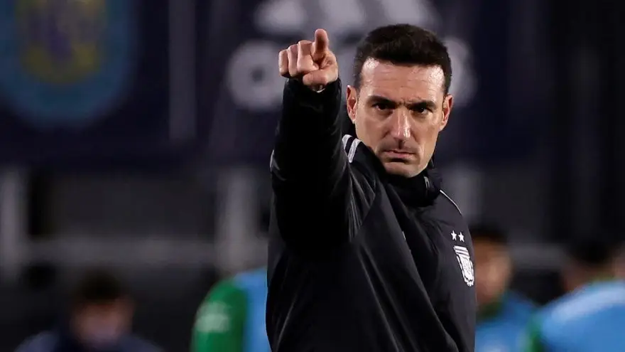 Lionel Scaloni, entrenador de la Selección Argentina, prepara varios cambios para el duelo frente a México el sábado 23 de noviembre 16.00 (hora argentina)