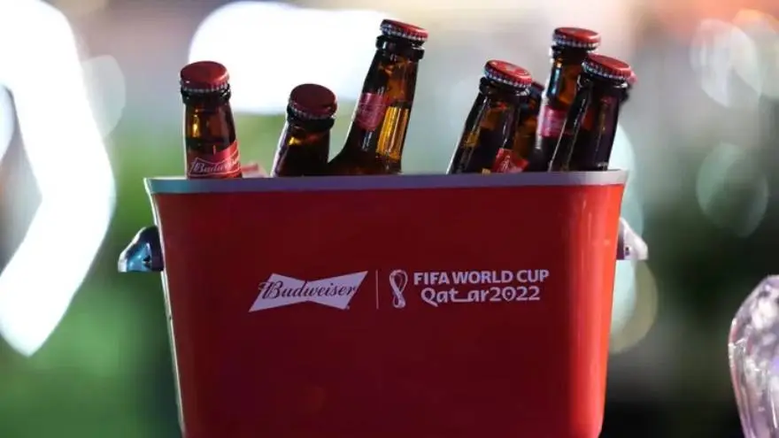 La marca regala sus cervezas a los hinchas mayores de 18 años a través de las plataformas de delivery TaDá y Segunda Quincena.