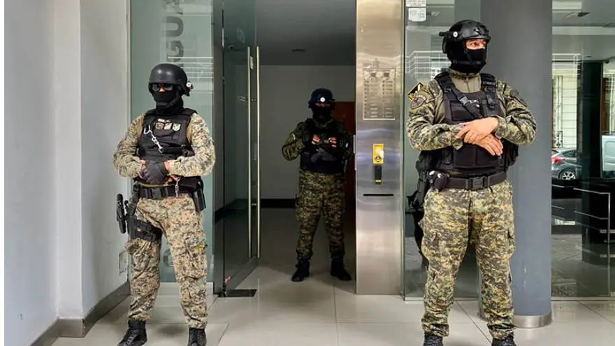 Se realizaron 10 allanamientos en Rosario por un videojuego que estafó a más de 3.000 personas por un monto cercano de 