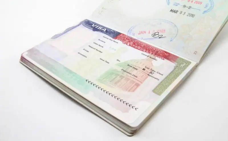 Existen las visas laborales permanentes y las temporales