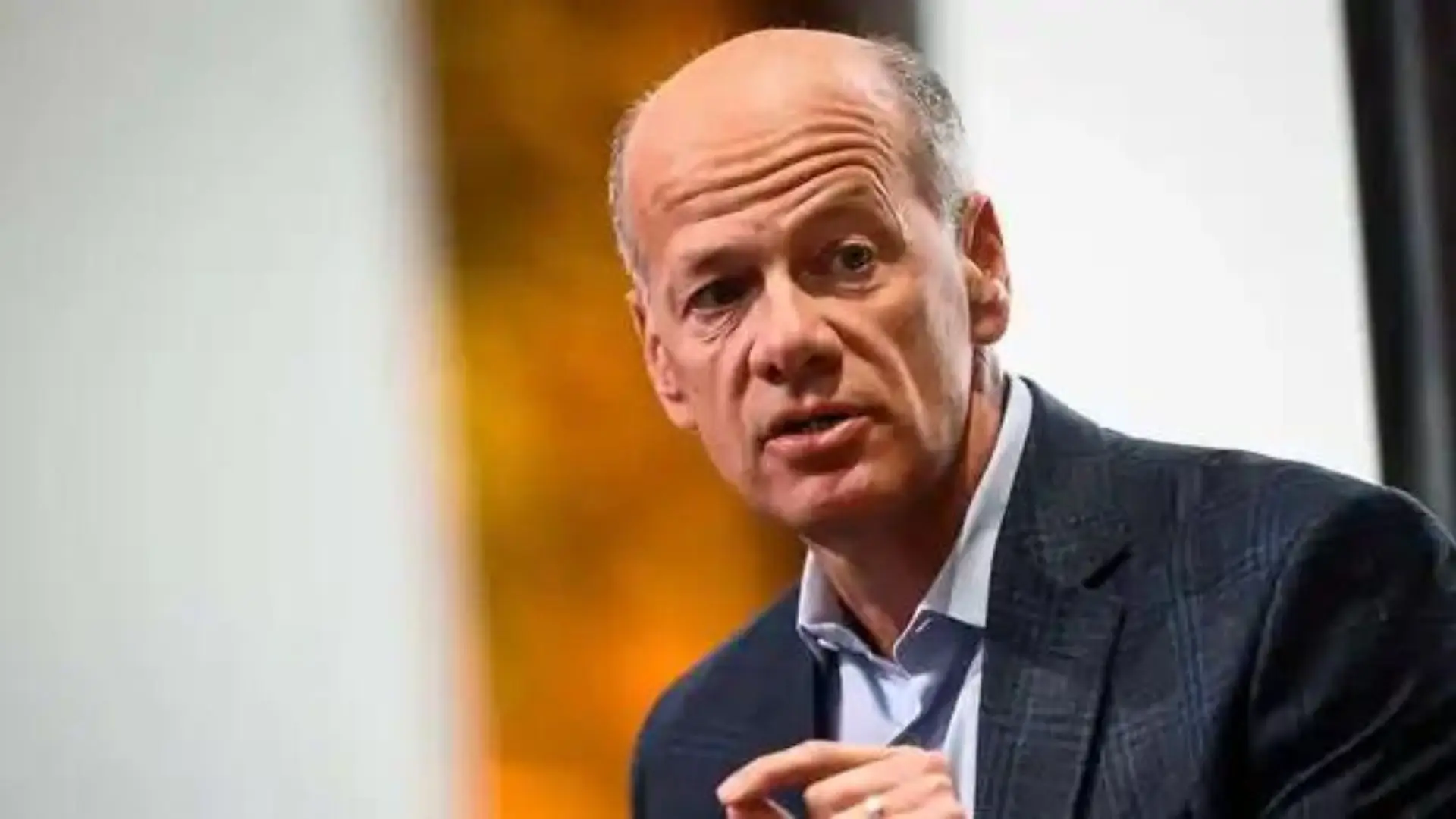 Greg Becker, CEO de SVB, vendió u$s3.600.000 en acciones de la empresa matriz SVB Financial Group, apenas dos semanas antes de que el banco quebrara