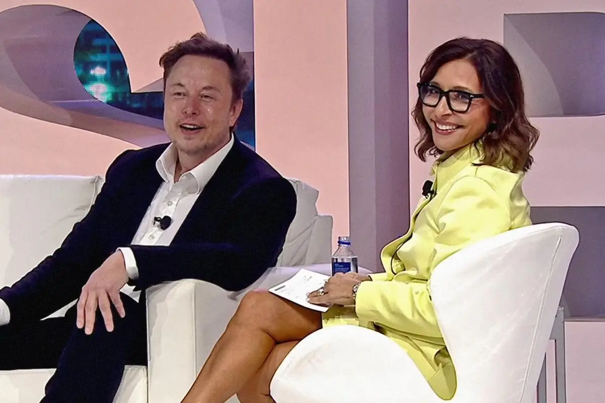 Musk y Yaccarino también discutieron los planes de X para competir en el ámbito de la difusión de información corporativa y noticias de prensa