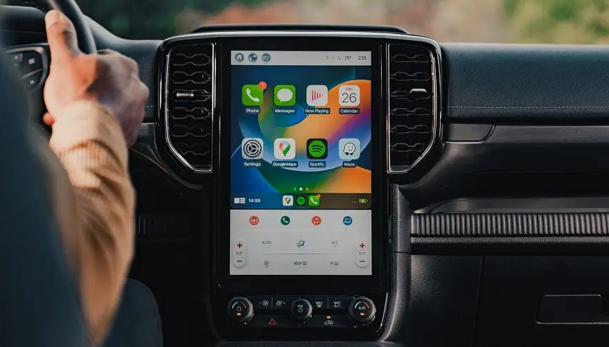La nueva Ford Ranger cuenta con una pantalla LCD de 12 pulgadas.