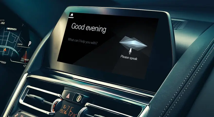 El sistema de BMW funciona con voz y reconoce al conductor.