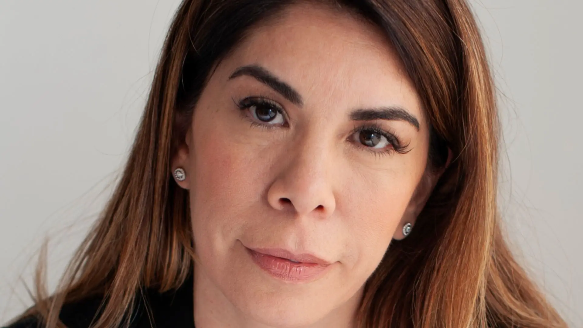 La educadora financiera Gabriela Totaro aconseja qué hacer con los dólares