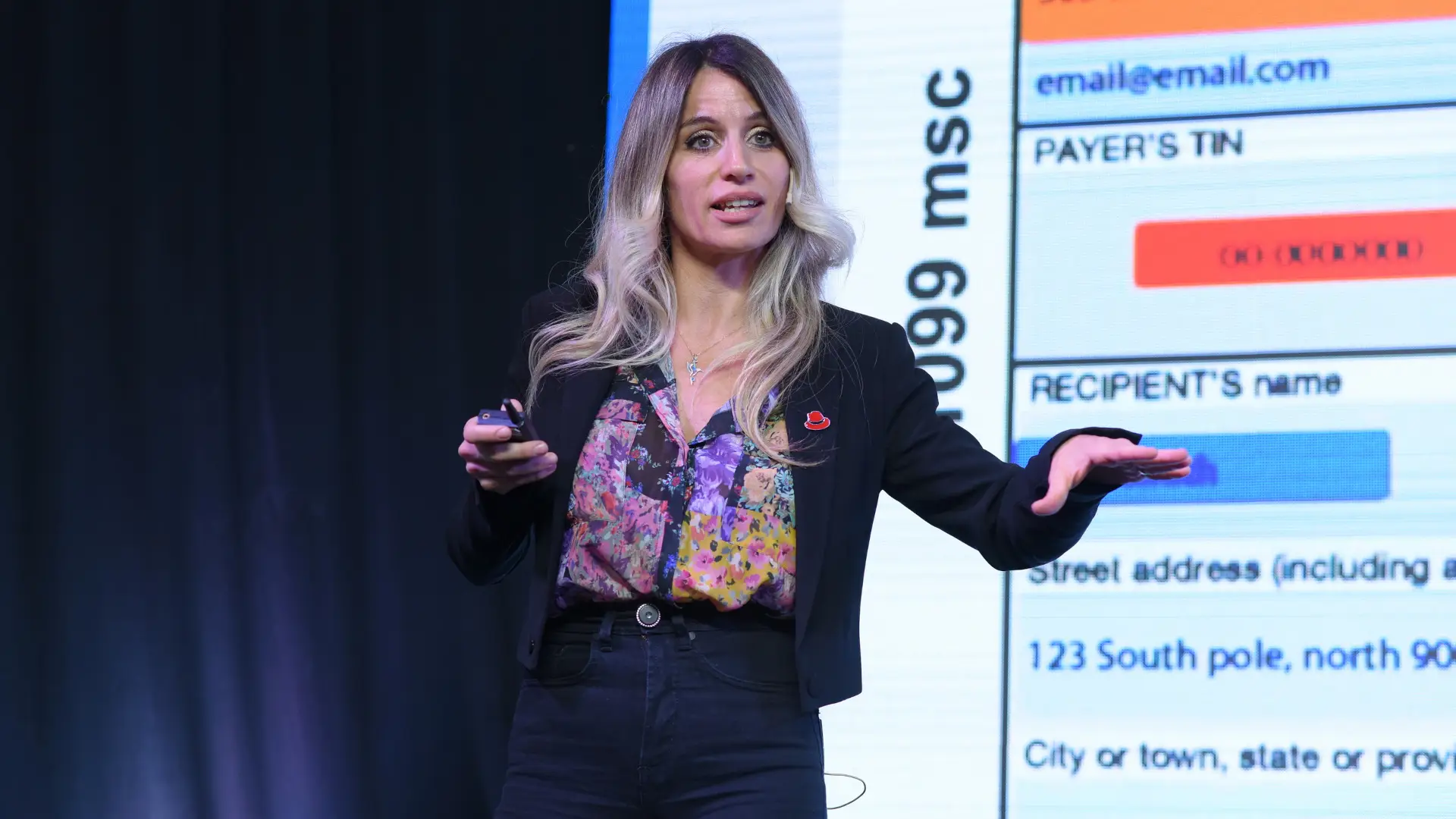 Victoria Martinez Suarez - Business Development Manager AI & Analytics de Red Hat
