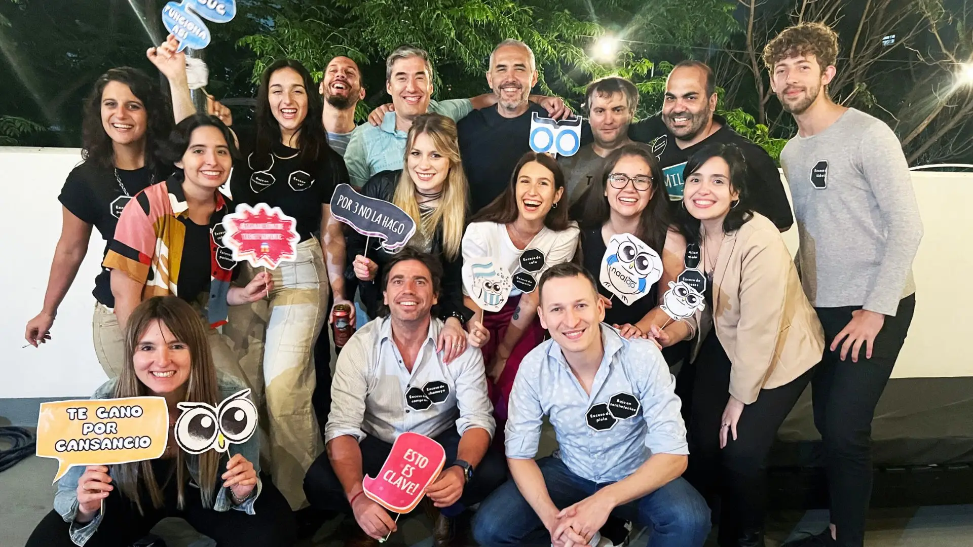 Naaloo fue fundado por Francisco Costa, Martín Bayugar, Mauro Gesuitti y Diego Angiuano