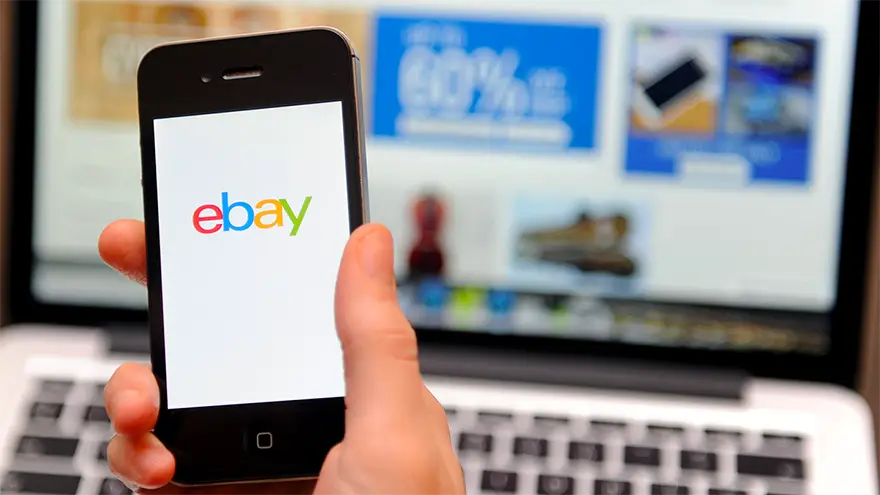 Para 1996, eBay ya contaba con más de 4.000 usuarios registrados.